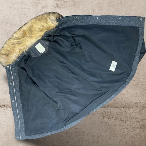 ANTHROPOLOGIE Elevenses Herringbone Jacket Coat Faux Fur Collar Sz Medium - Picture 10 of 16